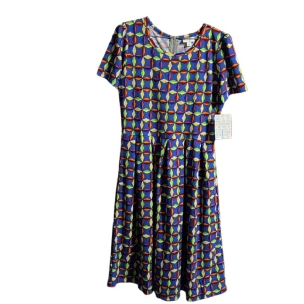#379 NWT Lularoe Large Amelia Dress with pockets